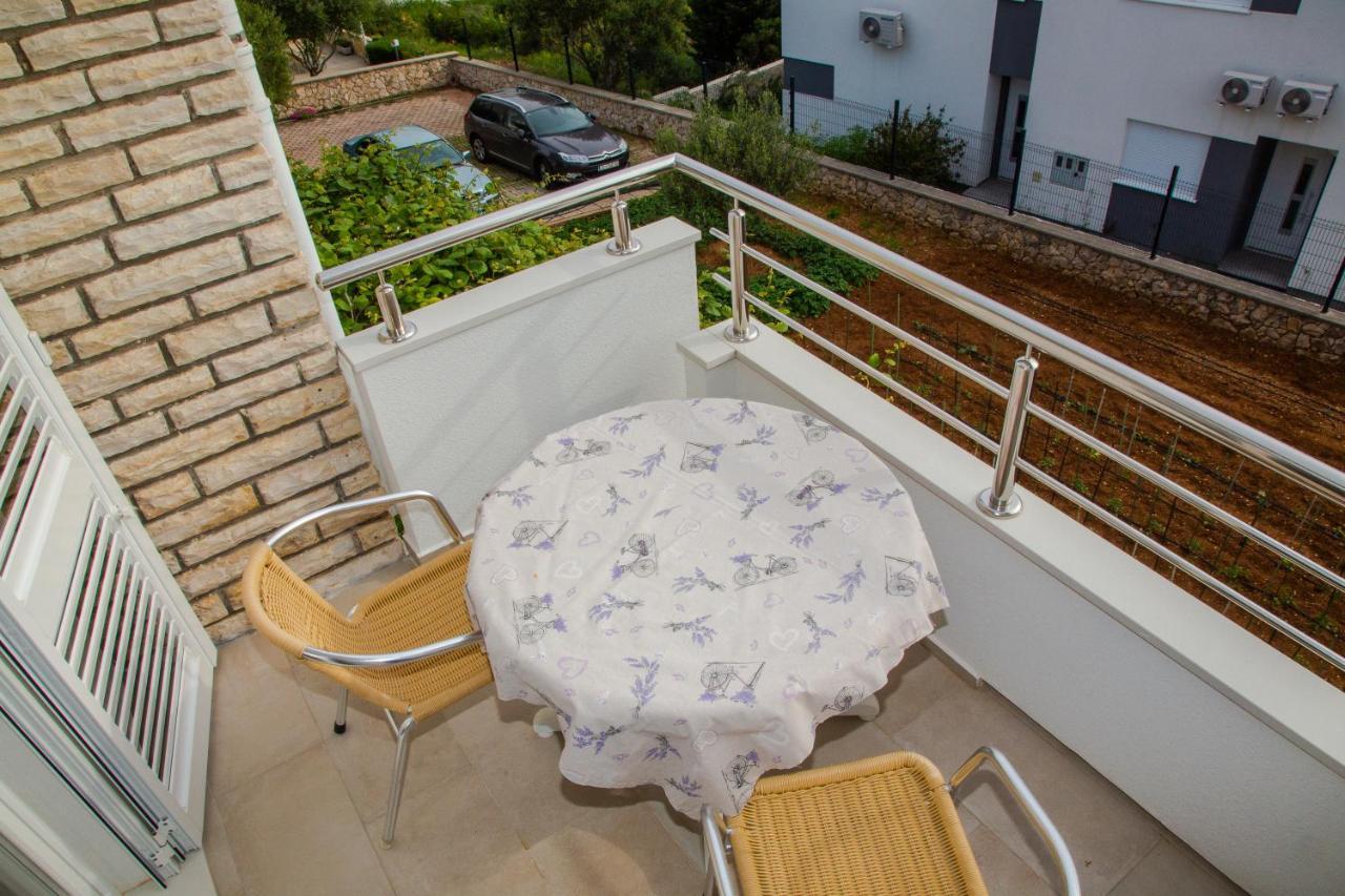 Tonica Apartments Novalja Ngoại thất bức ảnh